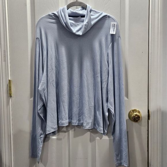 NWT Old Navy Ice Blue Ribbed Long Sleeve Turtleneck Go Dry Activewear Top 3X - Picture 1 of 3